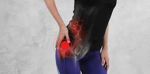 woman experiencing pelvic bone pain