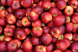 constipation relief: A pile of fresh red apples 